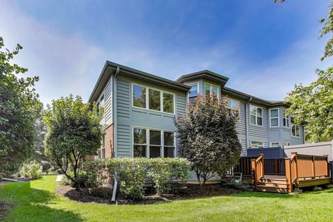 Tiny photo for 4226 Henry Way, Northbrook, IL 60062 (MLS # 12417051)