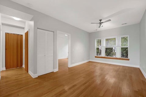 Tiny photo for 3408 W Sunnyside Avenue #3, Chicago, IL 60625 (MLS # 12755326)