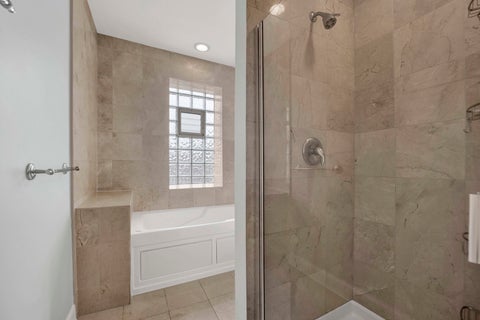 Tiny photo for 3408 W Sunnyside Avenue #3, Chicago, IL 60625 (MLS # 12755326)