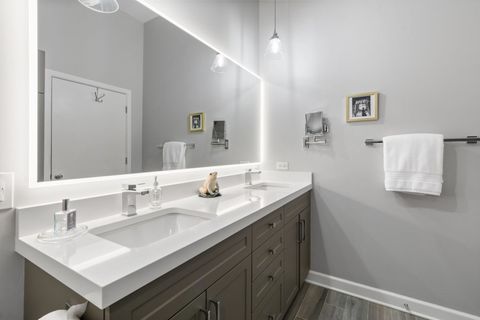 Tiny photo for 165 N CANAL Street #1414, Chicago, IL 60606 (MLS # 12595520)