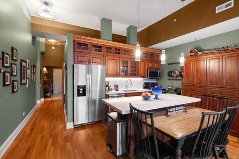 Tiny photo for 165 N CANAL Street #1414, Chicago, IL 60606 (MLS # 12595520)