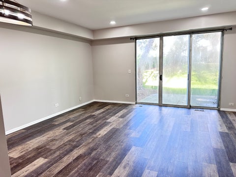 Tiny photo for 132 Golfview Drive, Glendale Heights, IL 60139 (MLS # 12780991)