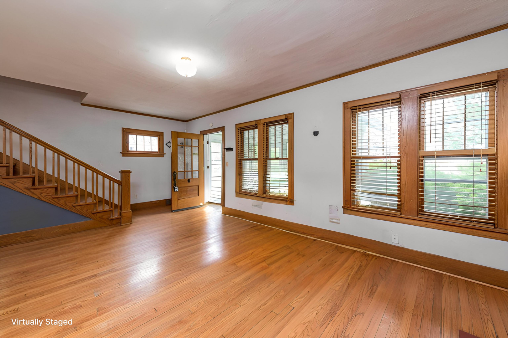 1502 Henry Place