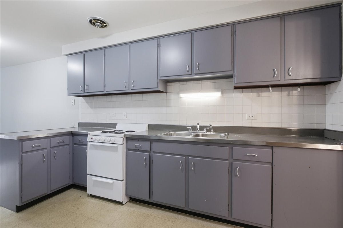 6206 W 64th Place 101