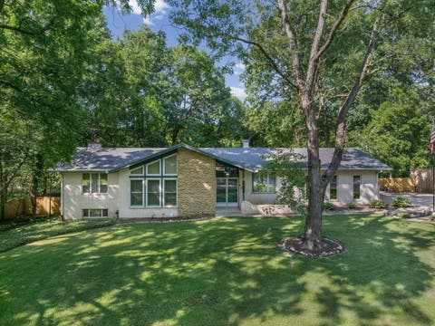 Photo of 2417 Mayfair Drive, Joliet, IL 60433 (MLS # 12718687)