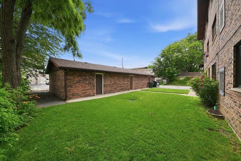 Tiny photo for 9535 S 54th Avenue #3N, Oak Lawn, IL 60453 (MLS # 12685020)