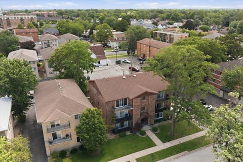 Tiny photo for 9535 S 54th Avenue #3N, Oak Lawn, IL 60453 (MLS # 12685020)