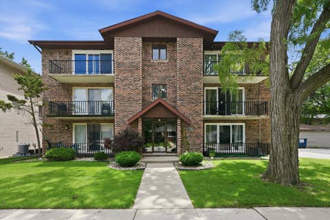 Photo of 9535 S 54th Avenue #3N, Oak Lawn, IL 60453 (MLS # 12685020)