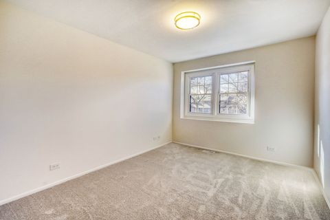 Tiny photo for 132 White Birch Lane, Westmont, IL 60559 (MLS # 12578885)