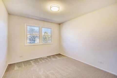 Tiny photo for 132 White Birch Lane, Westmont, IL 60559 (MLS # 12578885)