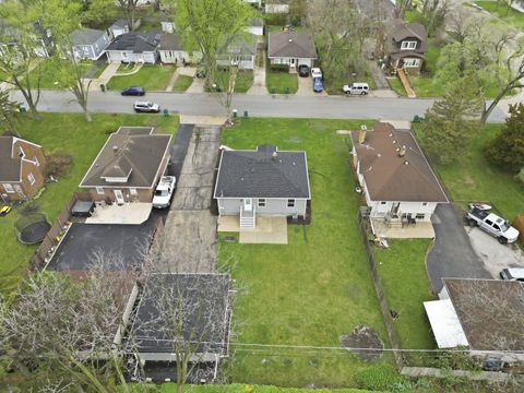 Tiny photo for 1520 Hosmer Street, Joliet, IL 60435 (MLS # 12619507)