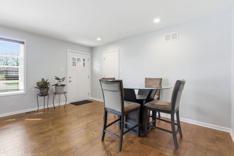 Tiny photo for 1520 Hosmer Street, Joliet, IL 60435 (MLS # 12619507)