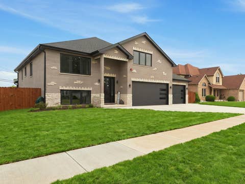 Tiny photo for 7744 W 81st Street, Bridgeview, IL 60455 (MLS # 12717727)