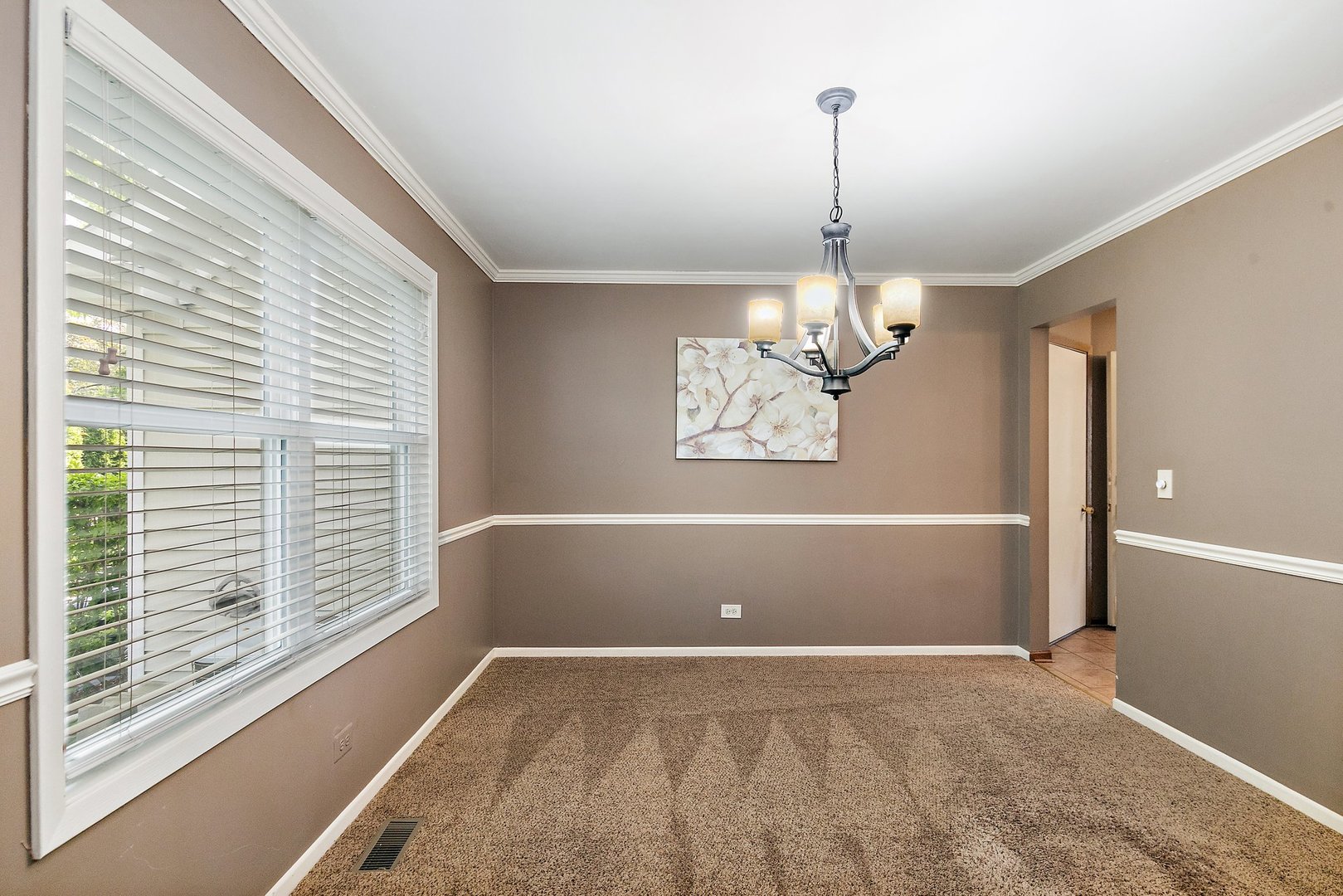 325 Indian Ridge Trail
