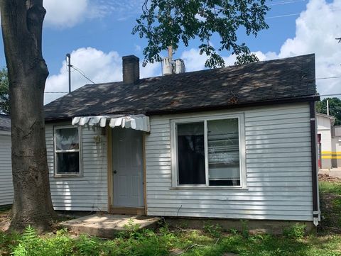 Tiny photo for 421 E WABASH Avenue, Rantoul, IL 61866 (MLS # 12423847)