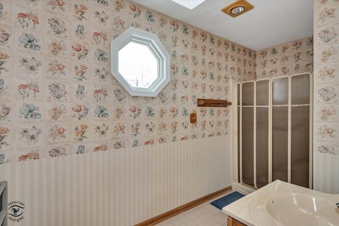 Tiny photo for 211 Manor Drive, New Lenox, IL 60451 (MLS # 12595948)