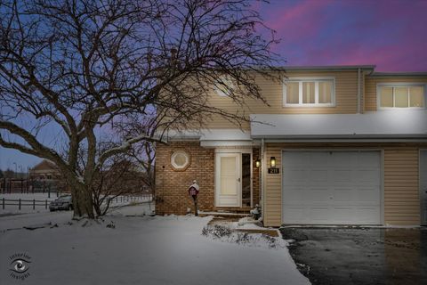 Tiny photo for 211 Manor Drive, New Lenox, IL 60451 (MLS # 12595948)