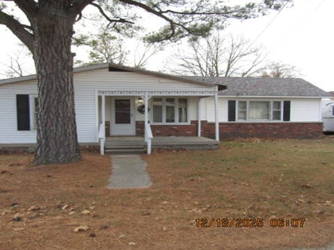 Tiny photo for 903 S Odle Street, West Frankfort, IL 62896 (MLS # EB460809)