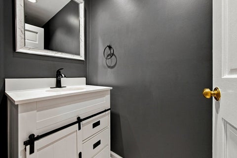 Tiny photo for 43 Dunham Place, St. Charles, IL 60174 (MLS # 12663396)