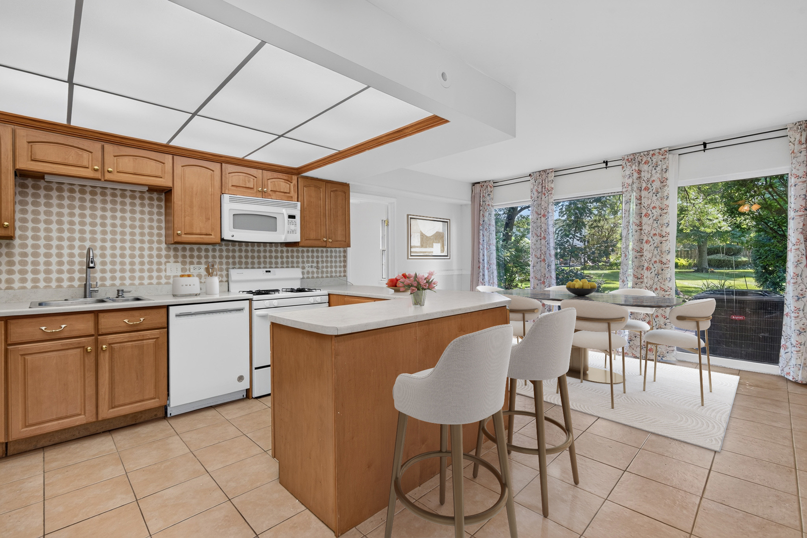 12 Robin Hood Lane 12
