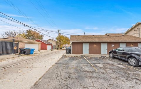 Tiny photo for 2037 N Harlem Avenue #1W, Chicago, IL 60707 (MLS # 12521060)