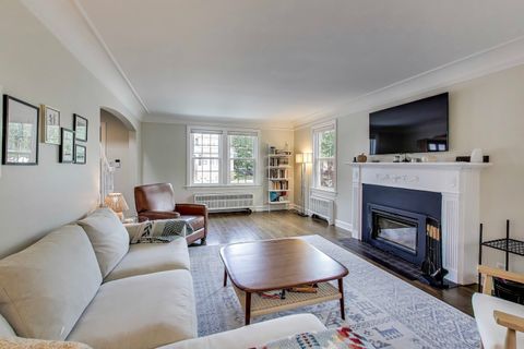 Tiny photo for 6132 N Naper Avenue, Chicago, IL 60631 (MLS # 12500911)