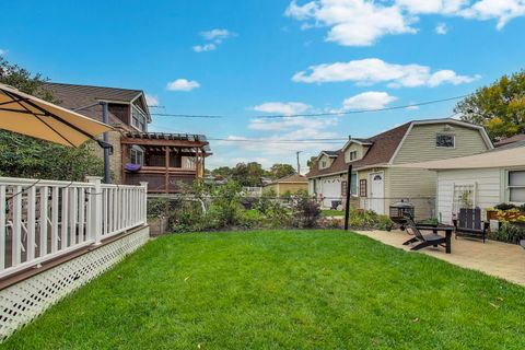 Tiny photo for 6132 N Naper Avenue, Chicago, IL 60631 (MLS # 12500911)