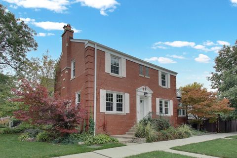 6132 N Naper Avenue Chicago IL 60631