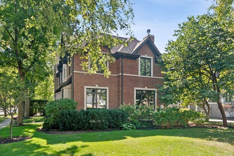 Tiny photo for 438 Birch Street, Winnetka, IL 60093 (MLS # 12433803)