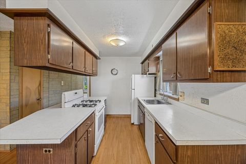Tiny photo for 14522 S Calhoun Avenue, Burnham, IL 60633 (MLS # 12636710)