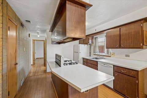 Tiny photo for 14522 S Calhoun Avenue, Burnham, IL 60633 (MLS # 12636710)