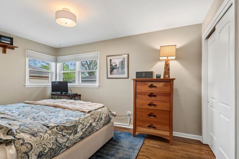 Tiny photo for 741 N Lincoln Avenue, Park Ridge, IL 60068 (MLS # 12627541)