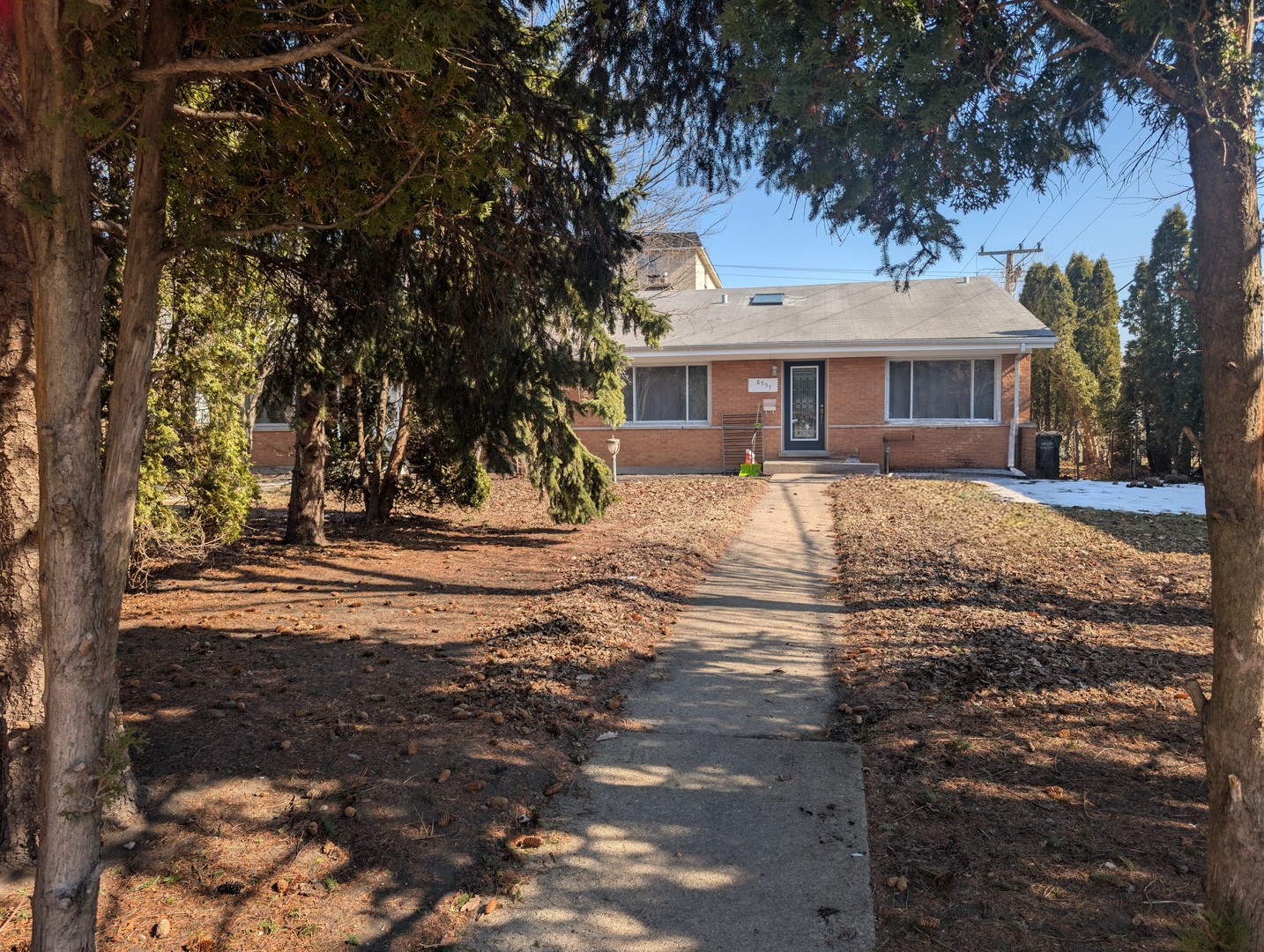 8557 N National Avenue 0