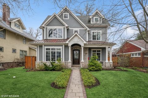 218 10th Street Wilmette IL 60091