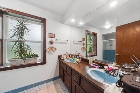 Tiny photo for 2629 Kingston Drive, Northbrook, IL 60062 (MLS # 12649778)