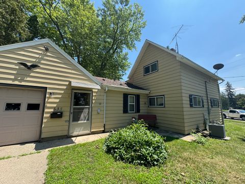 Photo of Genoa, IL 60135 (MLS # 12521355)