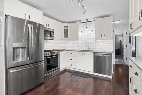 Tiny photo for 1011 Mercury Drive, Schaumburg, IL 60193 (MLS # 12500383)