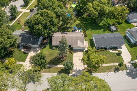 Tiny photo for 1011 Mercury Drive, Schaumburg, IL 60193 (MLS # 12500383)