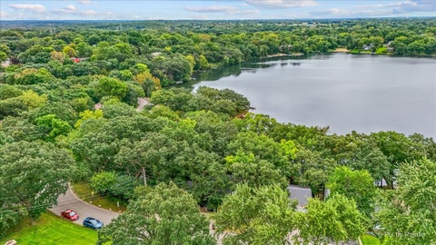Tiny photo for 208 N Shore Drive, Oakwood Hills, IL 60013 (MLS # 12760392)