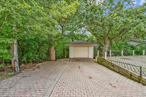 Tiny photo for 208 N Shore Drive, Oakwood Hills, IL 60013 (MLS # 12760392)