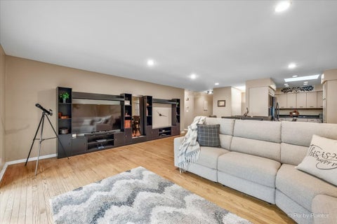 Tiny photo for 208 N Shore Drive, Oakwood Hills, IL 60013 (MLS # 12760392)