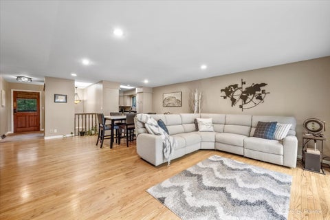 Tiny photo for 208 N Shore Drive, Oakwood Hills, IL 60013 (MLS # 12760392)