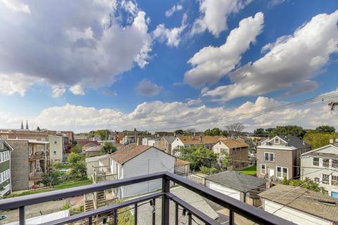 Tiny photo for 1708 W Cermak Road #3W, Chicago, IL 60608 (MLS # 12547962)