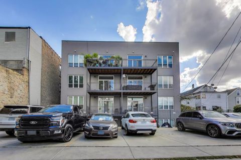 Tiny photo for 1708 W Cermak Road #3W, Chicago, IL 60608 (MLS # 12547962)