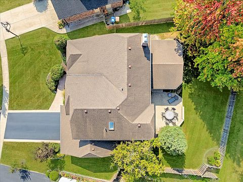 Tiny photo for 2S534 Danbury Drive, Glen Ellyn, IL 60137 (MLS # 12600105)