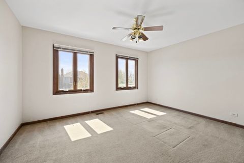 Tiny photo for 2S534 Danbury Drive, Glen Ellyn, IL 60137 (MLS # 12600105)