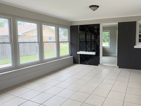 Tiny photo for 9405 S 76th Court, Hickory Hills, IL 60457 (MLS # 12703627)