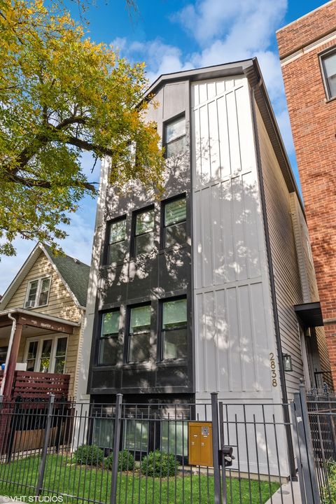 Photo of 2838 W Palmer Street #2, Chicago, IL 60647 (MLS # 12479062)