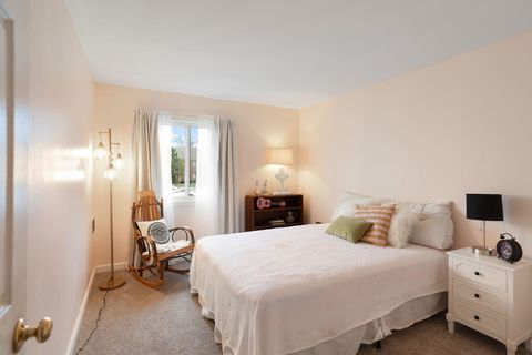 Tiny photo for 33561 N Royal Oak Lane #209, Grayslake, IL 60030 (MLS # 12588273)