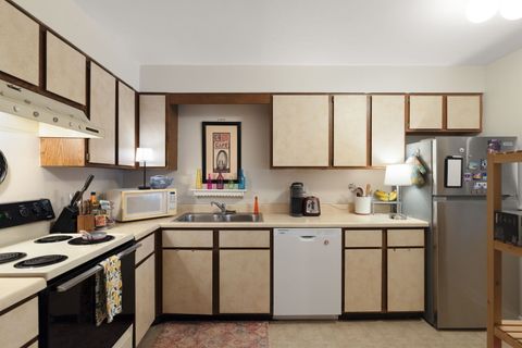 Tiny photo for 33561 N Royal Oak Lane #209, Grayslake, IL 60030 (MLS # 12588273)